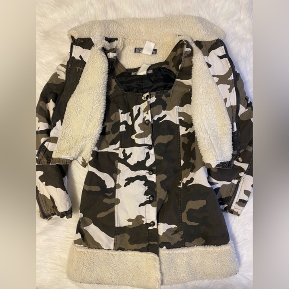 Vintage Sexy Sexy Woman Matching Camouflage Coat And‎ Dress Womens Size Medium